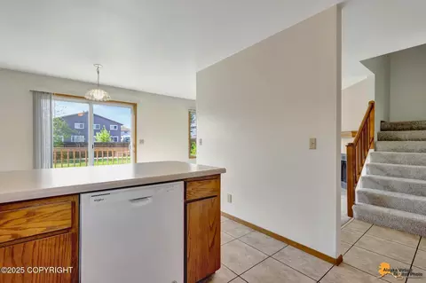 8122 E 32nd Ave, Anchorage, AK 99504 photo 23