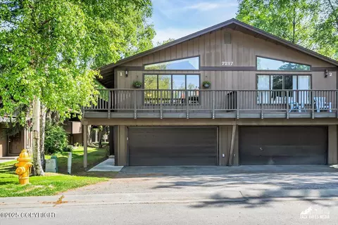 7217 Foxridge Cir # A-1, Anchorage, AK 99518
