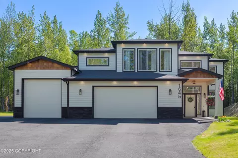 1645 N Vroman Dr, Palmer, AK 99645