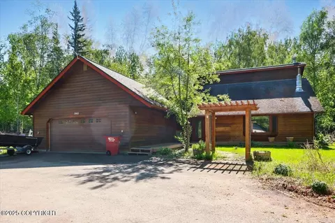 7965 S Settlers Bay Dr, Wasilla, AK 99623