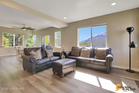 Living - 20532 Pine Crest Ln, Eagle River, AK 99577 photo 2 of 5