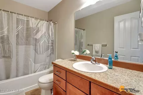 Bath - 20532 Pine Crest Ln, Eagle River, AK 99577 photo 4 of 5