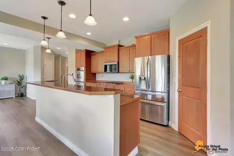 Kitchen - 20532 Pine Crest Ln, Eagle River, AK 99577 photo 1 of 6