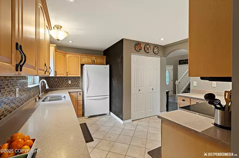 8331 E 12th Ct, Anchorage, AK 99504 photo 19