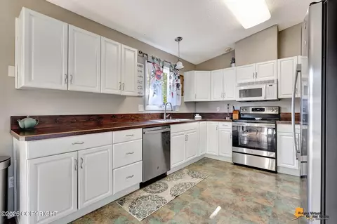 Kitchen - 3040 Rosalind Loop, Anchorage, AK 99507 photo 2 of 3
