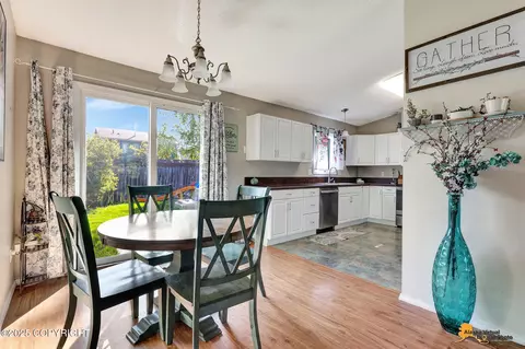 Dining - 3040 Rosalind Loop, Anchorage, AK 99507 photo 2 of 2