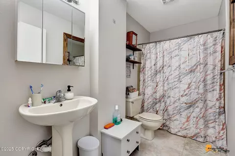 Bath - 3040 Rosalind Loop, Anchorage, AK 99507 photo 1 of 2