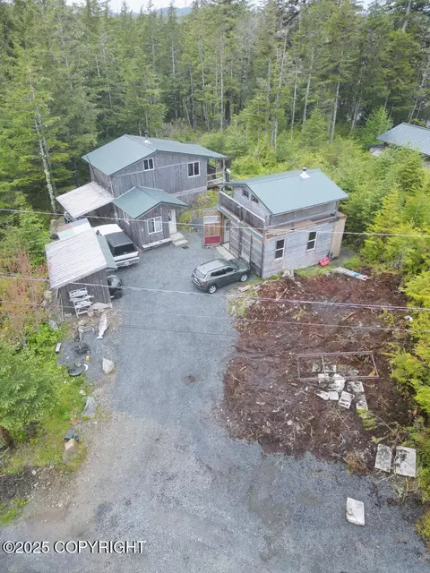 201 Orca Ct, Coffman Cove, AK 99918
