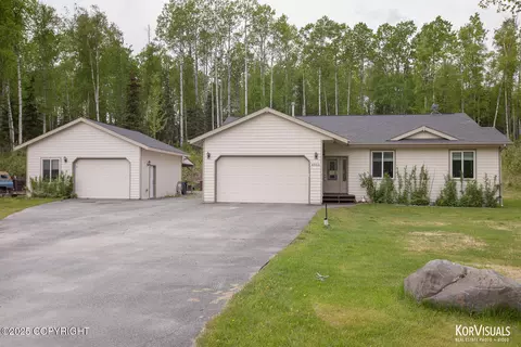 4955 W Hidden Paradise Rd, Wasilla, AK 99623