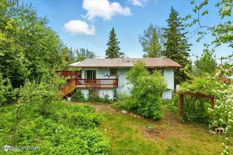 7446 E 20th Ave, Anchorage, AK 99504