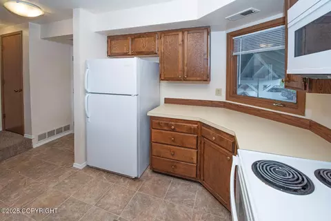 Kitchen - 4063 E 20th Ave # D54, Anchorage, AK 99508 photo 1 of 2
