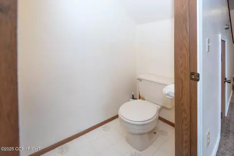 Bath - 4063 E 20th Ave # D54, Anchorage, AK 99508 photo 2 of 4