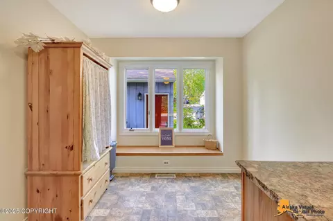 4147 Hampton Dr # 10D, Anchorage, AK 99504 photo 10