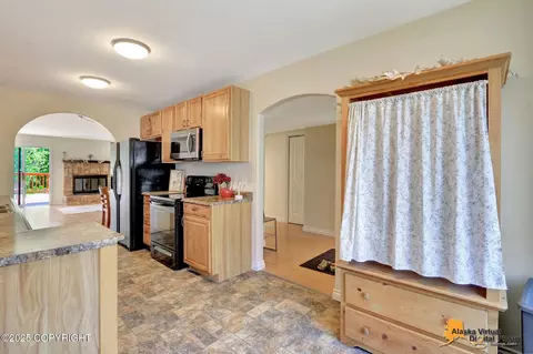4147 Hampton Dr # 10D, Anchorage, AK 99504 photo 12