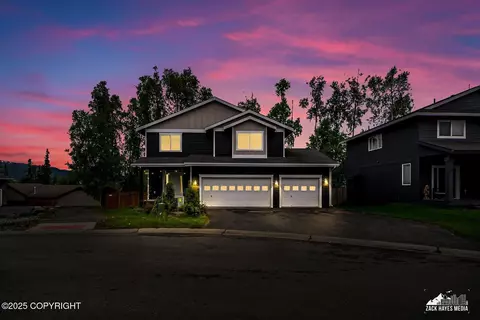 13050 Curry Ridge Cir, Eagle River, AK 99577