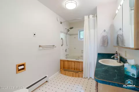 Bath - 4477 Panther Dr, Eagle River, AK 99577 photo 1 of 4
