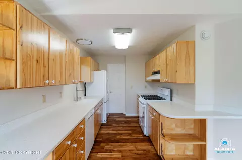 Kitchen - 4477 Panther Dr, Eagle River, AK 99577 photo 1 of 4