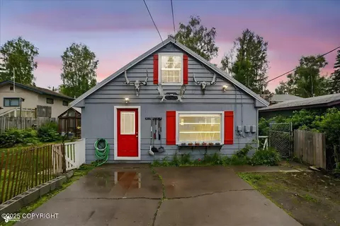 2527 Cottonwood St, Anchorage, AK 99508