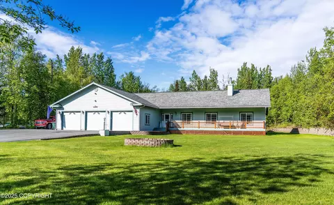 4085 N Forestwood Dr, Palmer, AK 99645