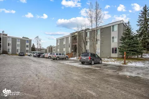 4640 Reka Dr # E8, Anchorage, AK 99508