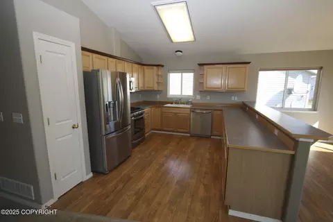 Kitchen - 1932 Casey Cusack Loop, Anchorage, AK 99515 photo 2 of 2