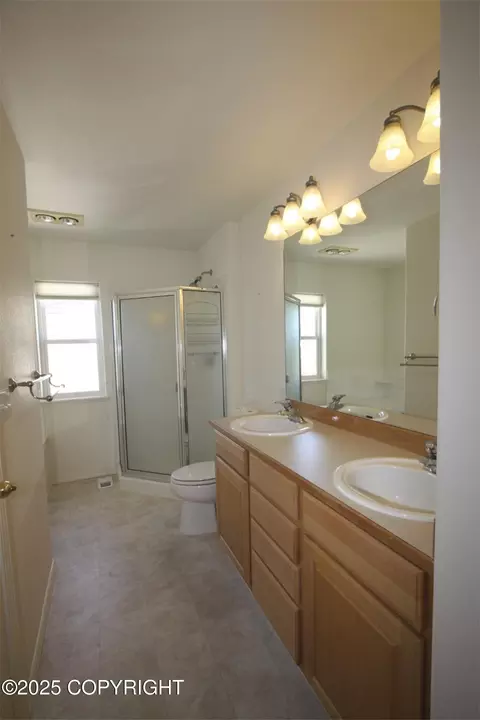 Bath - 1932 Casey Cusack Loop, Anchorage, AK 99515 photo 4 of 4
