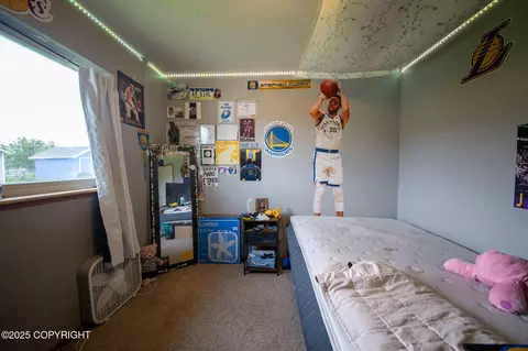 Bedroom - 14028 E Jersey Loop, Palmer, AK 99645 photo 2 of 4