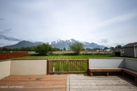 Exterior - 14028 E Jersey Loop, Palmer, AK 99645 photo 3 of 5