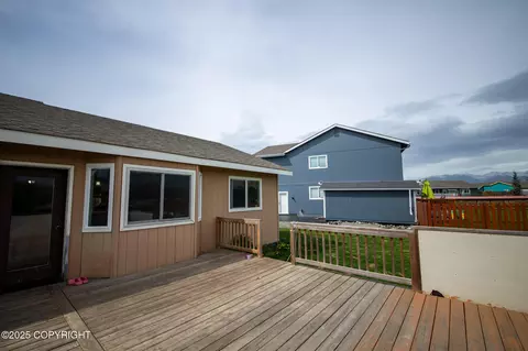 Exterior - 14028 E Jersey Loop, Palmer, AK 99645 photo 4 of 5