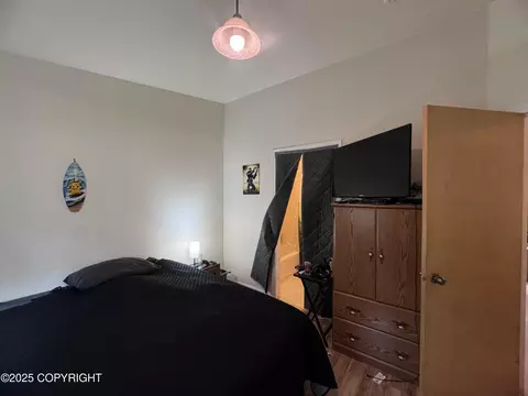 Bedroom - 425 Fourth Ave, Seward, AK 99664 photo 4 of 11