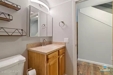 Bath - 18864 Mountain Rd, Chugiak, AK 99567 photo 1 of 3
