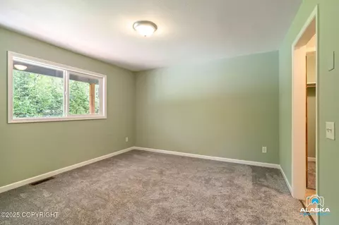 Bedroom - 18864 Mountain Rd, Chugiak, AK 99567 photo 2 of 7