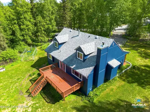 Exterior - 18864 Mountain Rd, Chugiak, AK 99567 photo 5 of 12