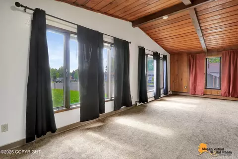 Living - 268 Fireoved Dr, Anchorage, AK 99508 photo 4 of 4