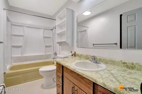 Bath - 268 Fireoved Dr, Anchorage, AK 99508 photo 1 of 2