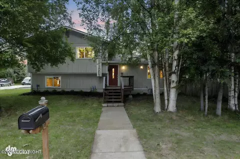 7101 Burlwood Dr, Anchorage, AK 99507