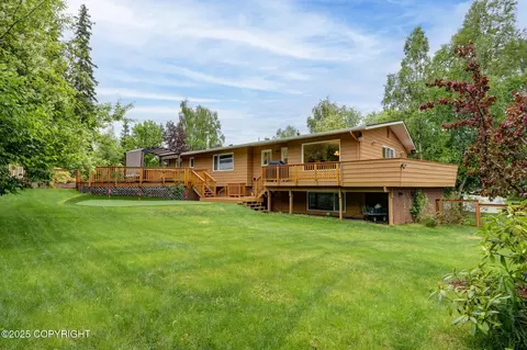 2159 Arlington Dr, Anchorage, AK 99517