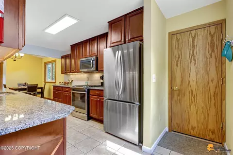 Kitchen - 12944 Ridgeview Dr, Anchorage, AK 99516 photo 5 of 5