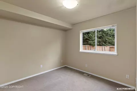 2353 Maritime Loop, Anchorage, AK 99515 photo 25