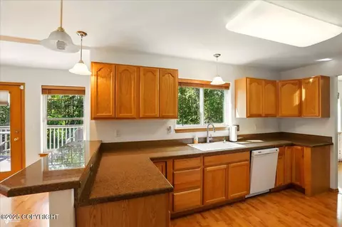 Kitchen - 22030 Birch Creek Dr, Chugiak, AK 99567 photo 3 of 3