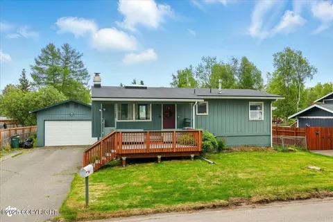 3811 Balchen Dr, Anchorage, AK 99517