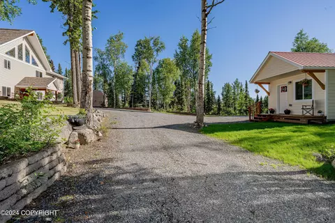 36733 Pavilion Dr, Soldotna, AK 99669