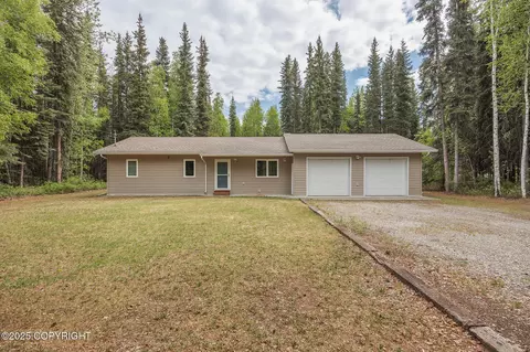 1120 Lolla Mae St, North Pole, AK 99705