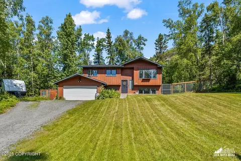 20213 David Ave, Eagle River, AK 99577
