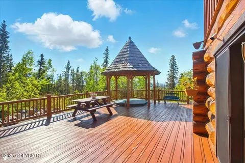 Exterior - 10141 Middlerock Rd, Anchorage, AK 99507 photo 10 of 12