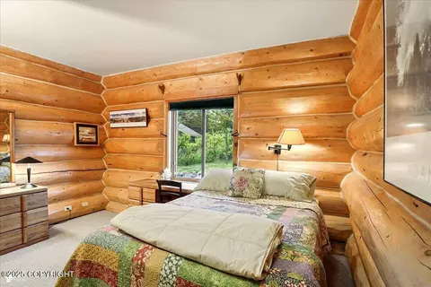 Bedroom - 10141 Middlerock Rd, Anchorage, AK 99507 photo 6 of 8