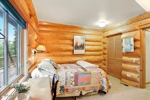 Bedroom - 10141 Middlerock Rd, Anchorage, AK 99507 photo 1 of 8