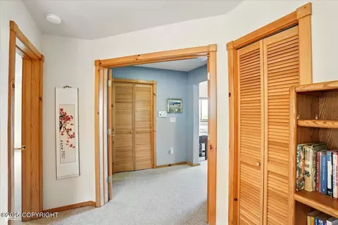 Entry Way - 10141 Middlerock Rd, Anchorage, AK 99507 photo 6 of 7