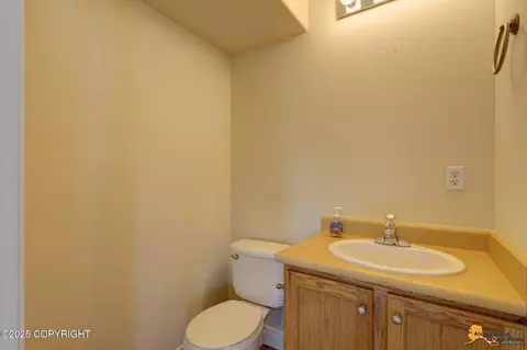 5632 E 43rd Ave # 8, Anchorage, AK 99504 photo 20
