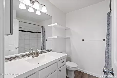 Bath - 2031 E 74th Ave # 13A, Anchorage, AK 99507 photo 2 of 2